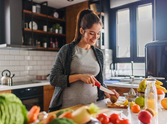 Wpływ diety wegetariańskiej i wegańskiej na zdrowie kobiet w ciąży i ich potomstwa