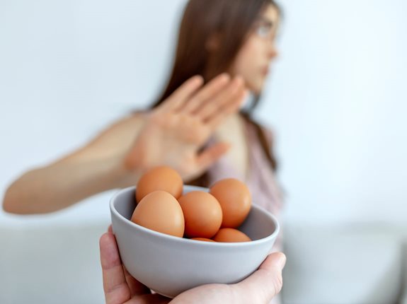 Dlaczego weganie nie jedzą jajek?